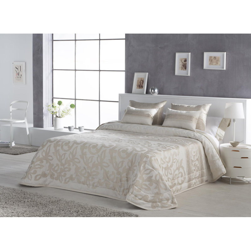 Saffo Polyester Floral Bedspread, Silver, 260 x 270 cm