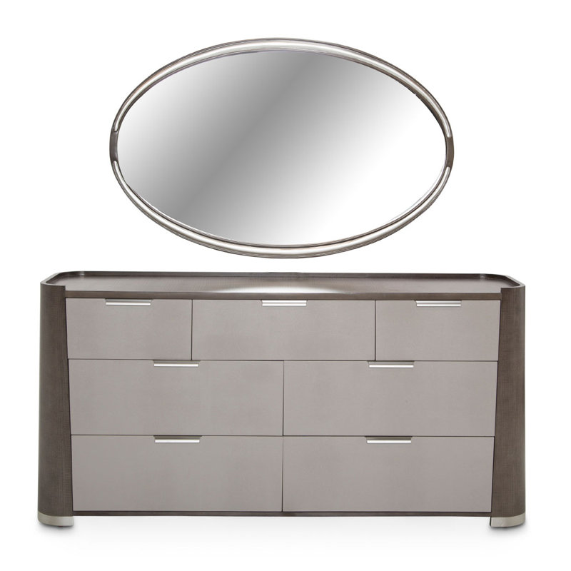Roxbury Park 7 - Drawer Dresser