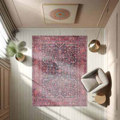 Tapis rouge à motif tissé rétro