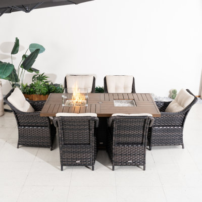 Ensemble repas pour 6 personnes en osier avec table rectangulaire, coussins inclus