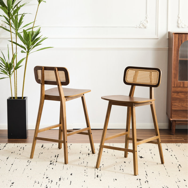 De 2, Intérieur, Finition de couleur noyer, Structure en bois d'hévéa, Siège courbé en bois massif, Dossier orné, Tabourets de bar à finition intérieure Ambiance (2 en A), Siège pour le soutien du corps, Ambiance tropicale du dossier