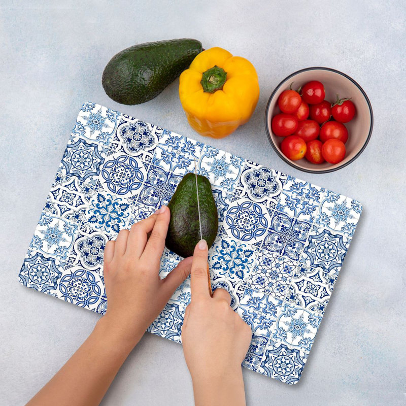 Planche à découper en verre trempé Flourish, 7,9 po x 11,8 po | 100% antibactérien, surface facile à nettoyer, pieds en silicone antidérapants | Parfait pour la préparation et le service des aliments, durable et élégant pour la cuisine, ne va pas au lave-vaisselle