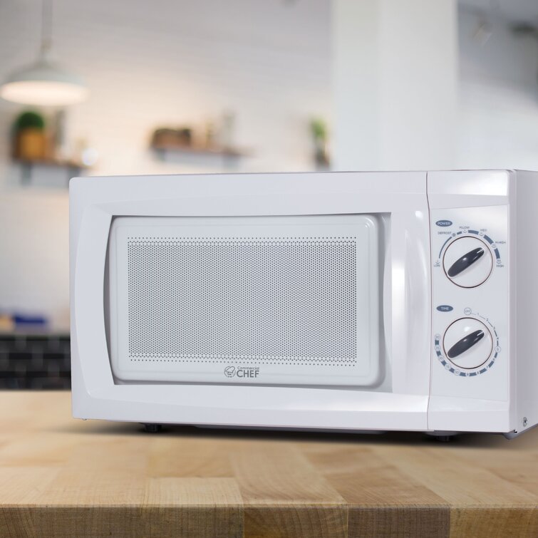 https://assets.wfcdn.com/im/74912713/resize-h755-w755%5Ecompr-r85/1162/116232768/Commercial+Chef+0.6+Cubic+Feet+Countertop+Microwave.jpg