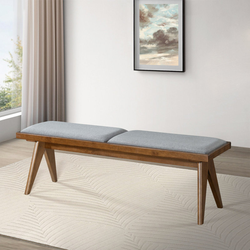 Banc en bois massif Keira avec revêtement en tissu gris et pieds de couleur noyer, Gris clair