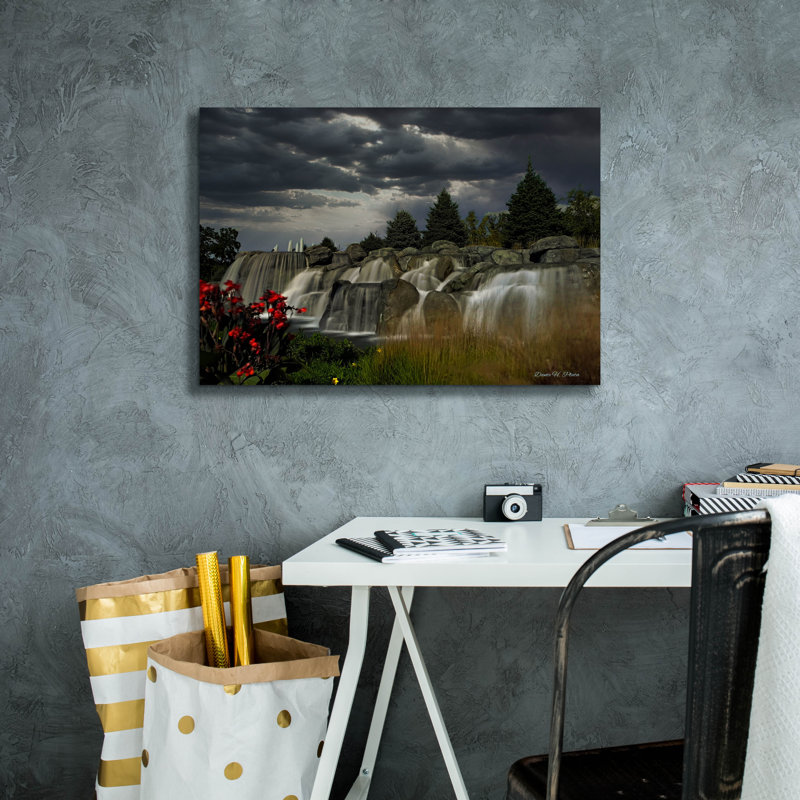  «Rosemont Waterfalls 2» par Dante Plata, art mural sur toile, 26 po x 18 po, H 18 po x l 26 po