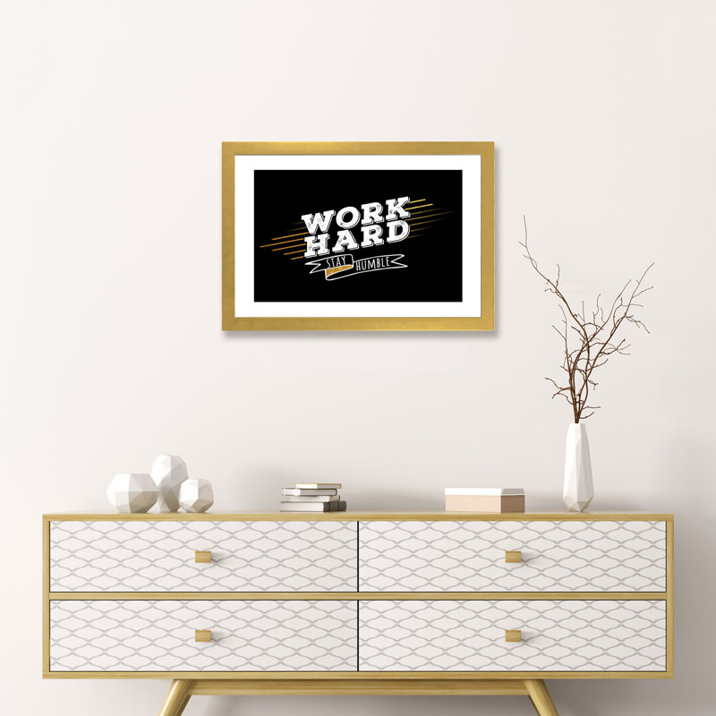 Work Hard IV par Print, H 16 po x l 24 po x P 1 po, Papier encadré doré