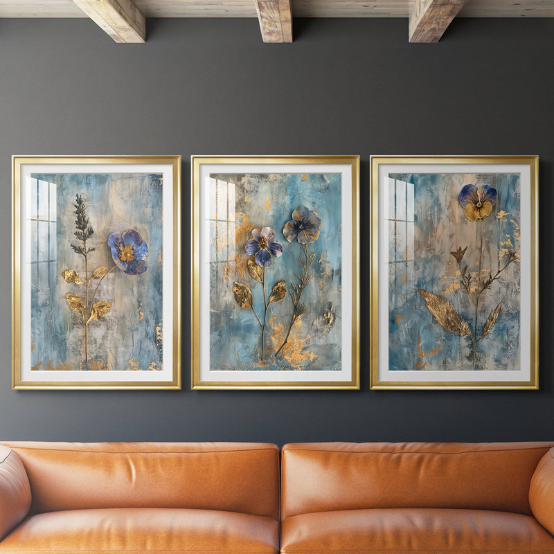 FLORAL Series XLIX - Impression sur mesure encadrée de qualité supérieure - 3 pièces, H 27 po x l 39 po, Doré