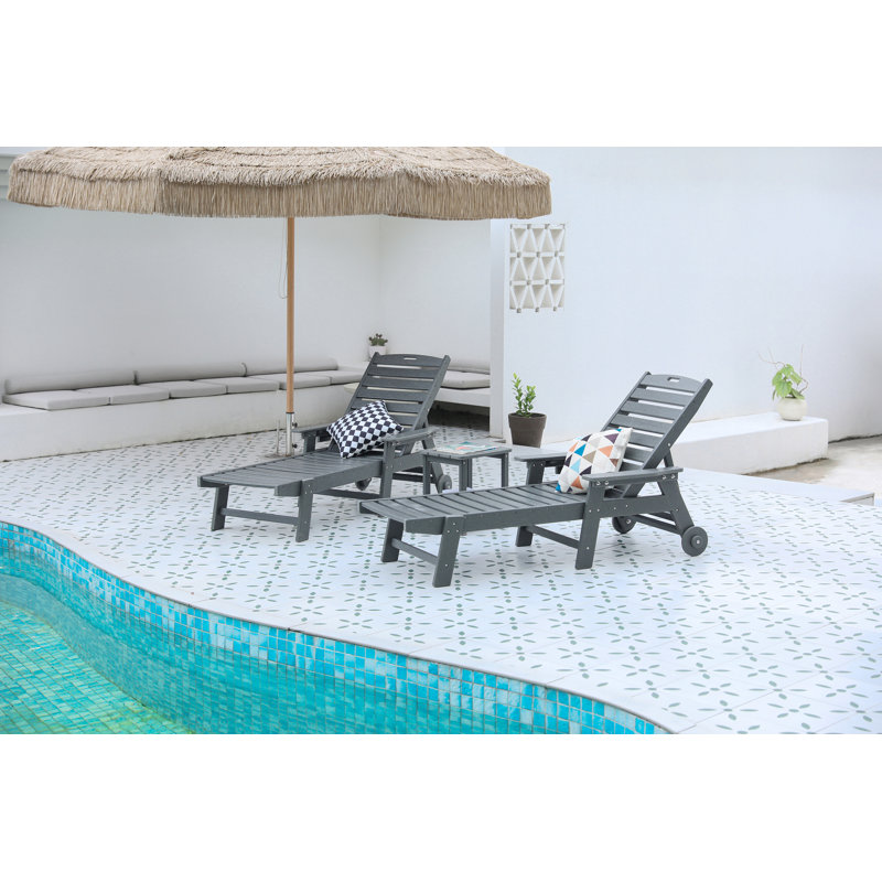 Chaise longue avec table d'appoint, ensemble de chaises longues surdimensionnées 3 pièces avec texture en bois (inclure 2 chaises longues et 1 table)