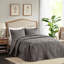 Ensemble de couvre-lit 3 pièces gris foncé pour grand lit. Microfibre, rembourrage 100%, coins plissés, de 3, aspect enchanteur-121162255-121162258