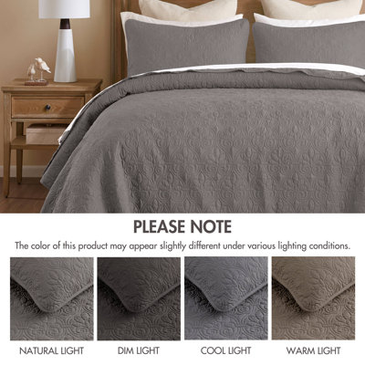 Quebec Reversible Bedspread Set