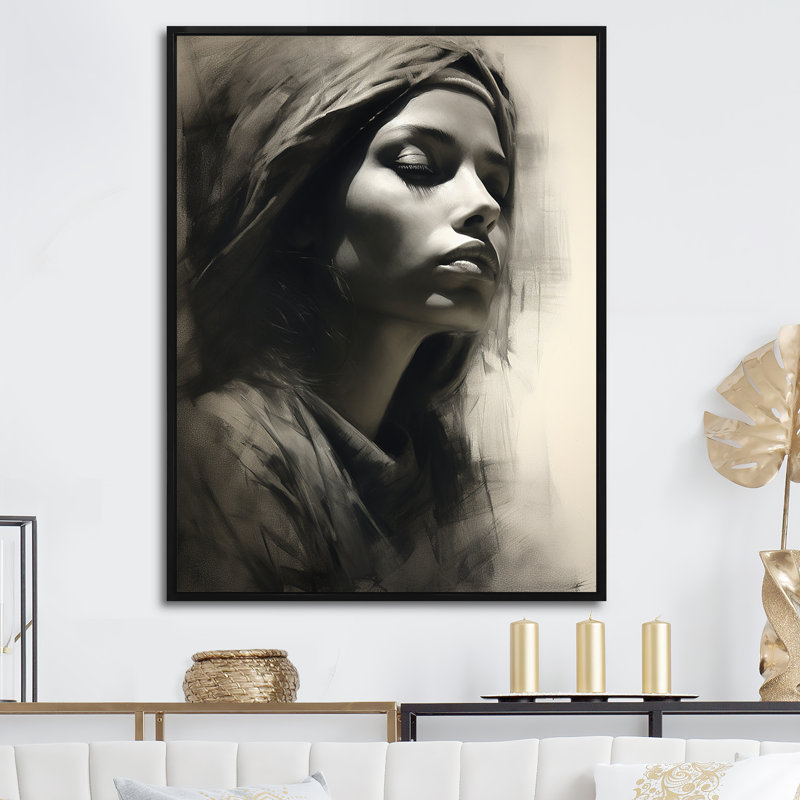 «Charcoal Chronicles Woman Portrait I», reproduction, Cadre flottant noir, H 32 po x l 16 po x P 1 po
