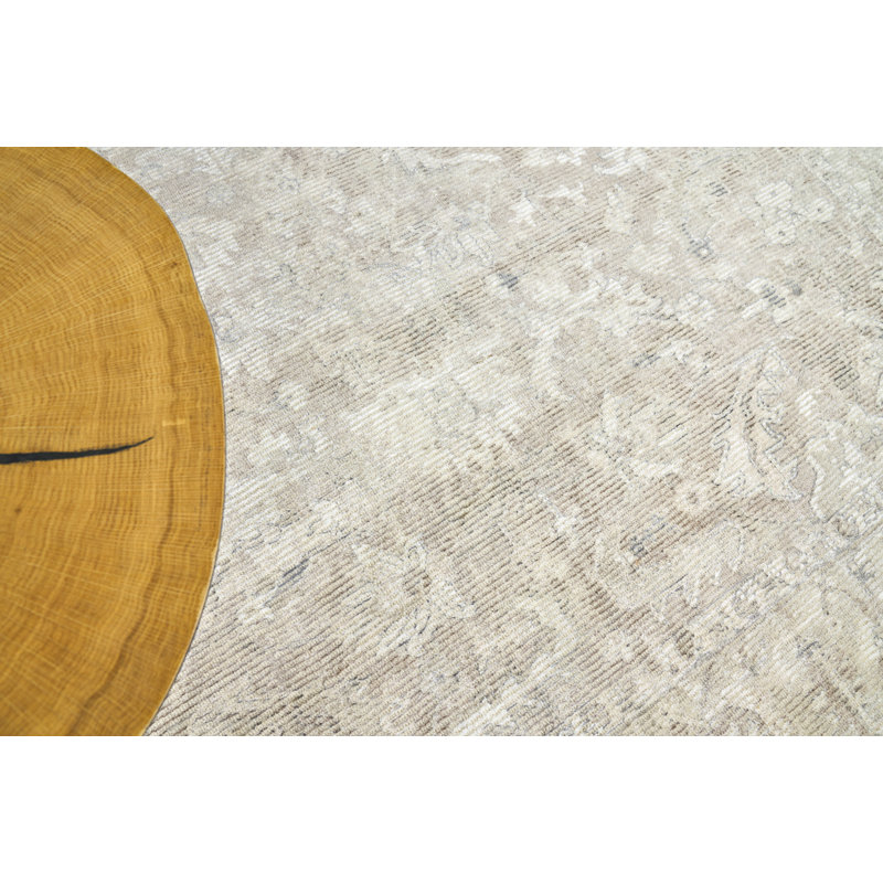 Tuscany Oriental Area Rug in Tan, Rectangle 14' x 18'