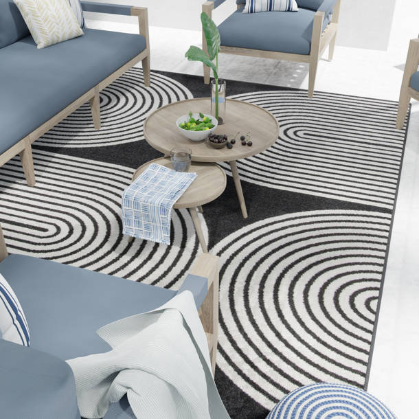 Wade Logan® Bailye Machine Tufted Black/White Indoor/Outdoor Rug ...