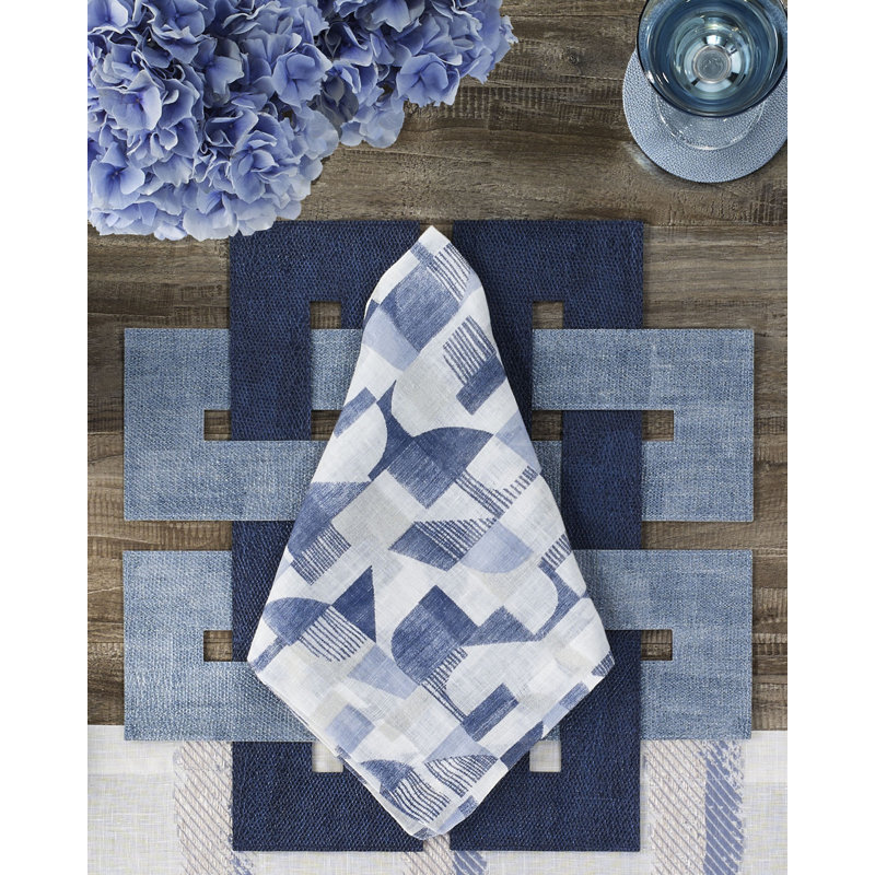 Celtic Vinyl Geometric Woven Placemat, Smoke Granite
