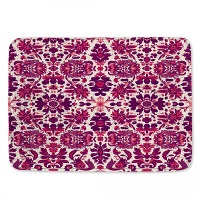 Tapis de bain rose à motif damassé