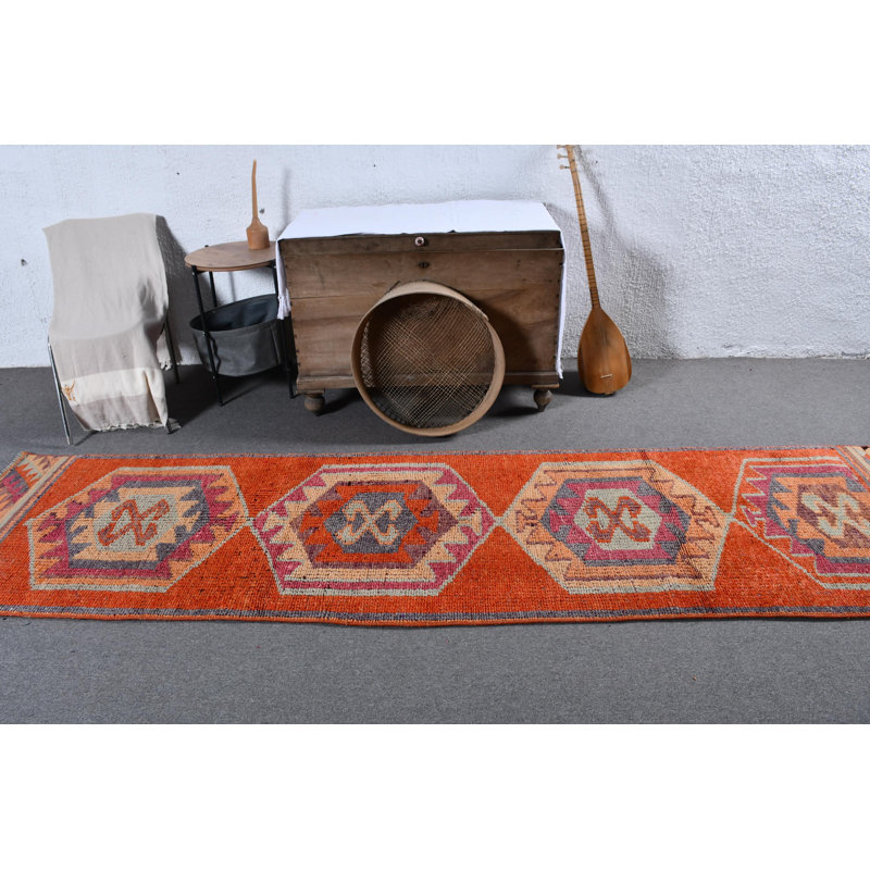 Tapis rétro Kilim avec un design traditionnel authentique, idéal pour les couloirs et les longs espaces - rose / orange