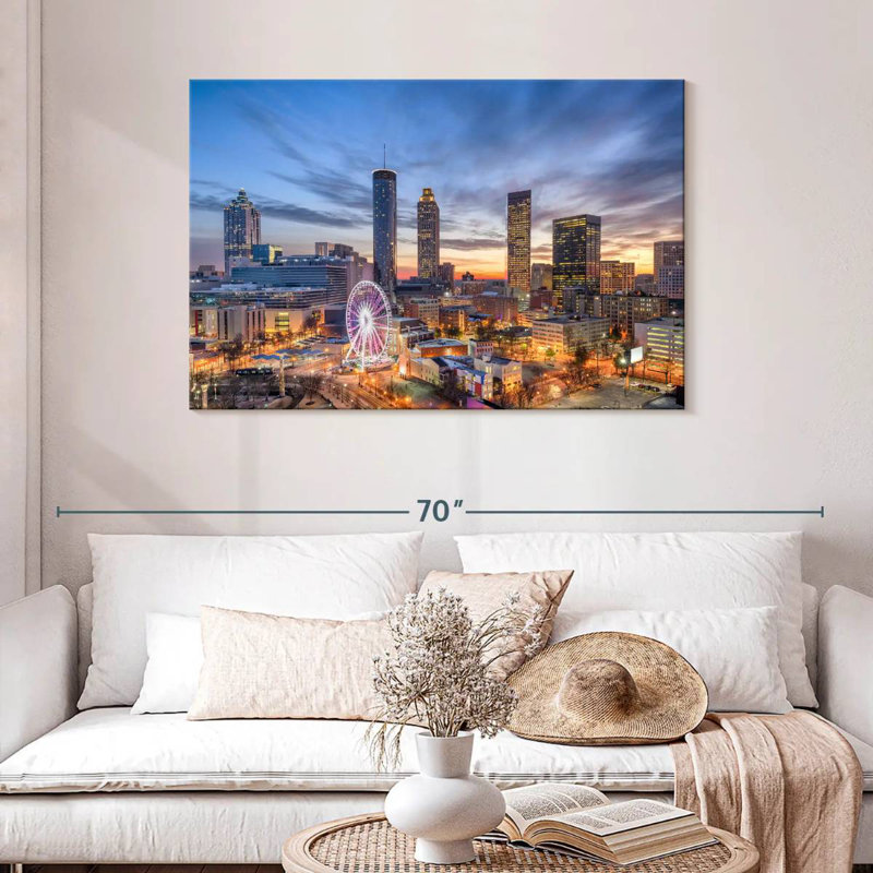 Sireci Atlanta, 30" H x 45" W