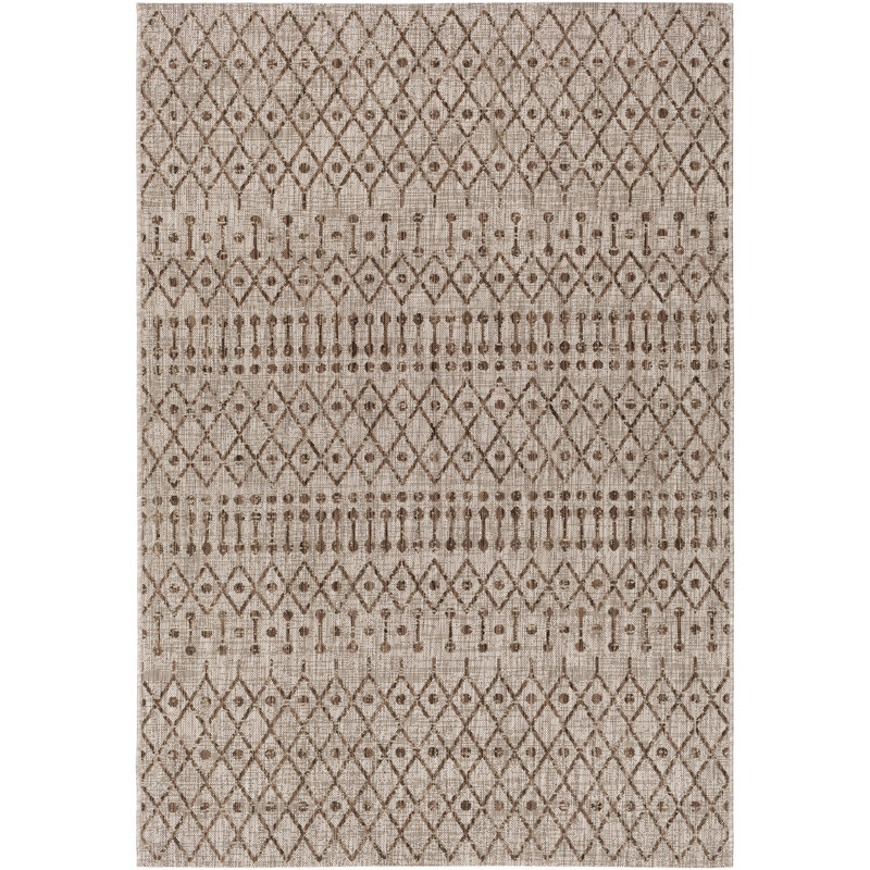 Hilrich Geometric Indoor / Outdoor Rug, Rectangle 6'7" x 9'