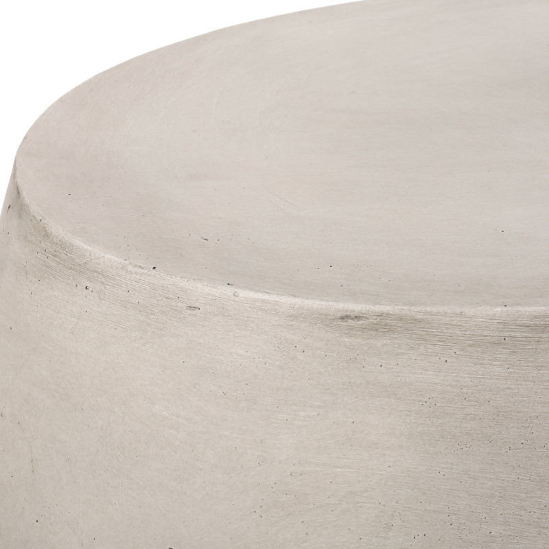 Table d'appoint d'extérieur en béton léger