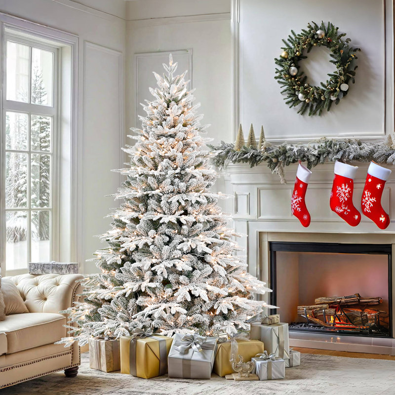 Arbre de Noël artificiel pré-éclairé avec support en métal, 9 pi