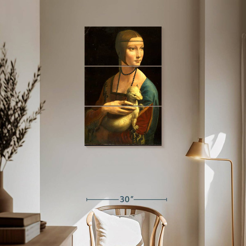 Leisha avec un portrait d'hermine, H 57 po x l 36 po