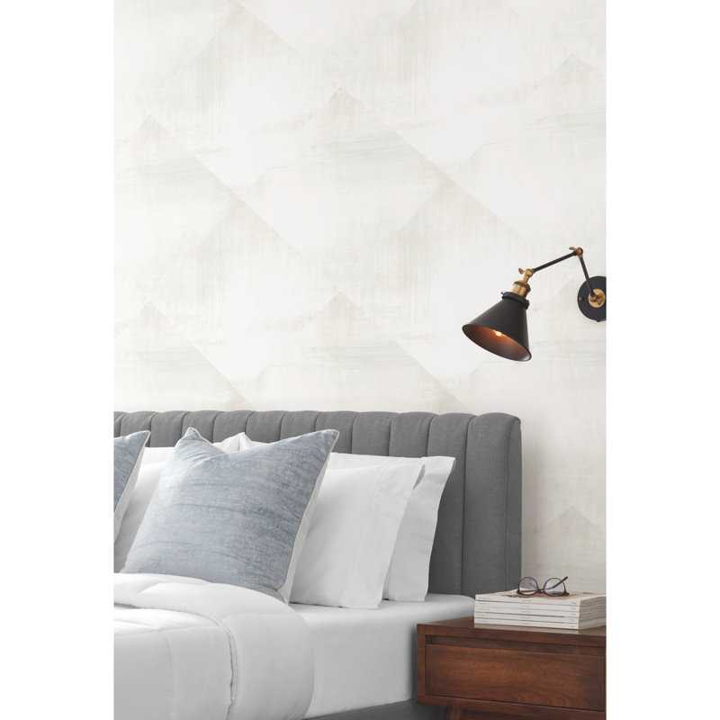 In Clay Geometric Wallpaper Double Roll, White Pearl