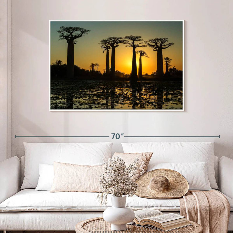 Silhouette de baobabs de Morondava, 46 po x 31 po, Cadre flottant blanc