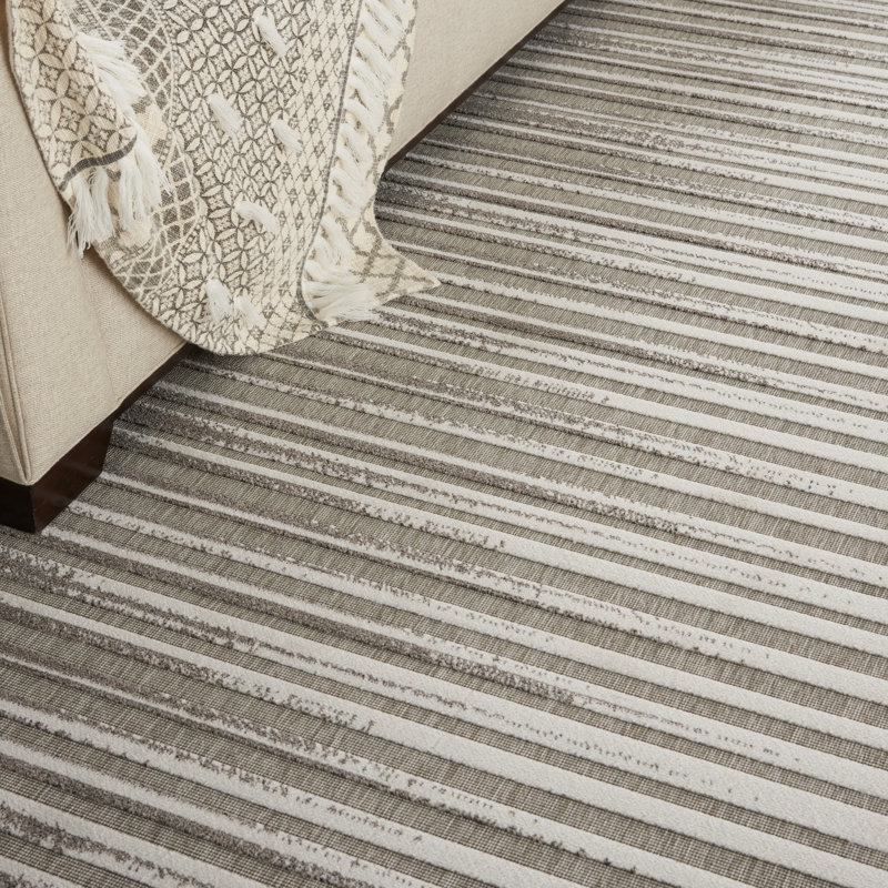 Tapis d'intérieur / extérieur gris Bessoir, Rectangle 8 pi 10 po x 11 pi 10 po