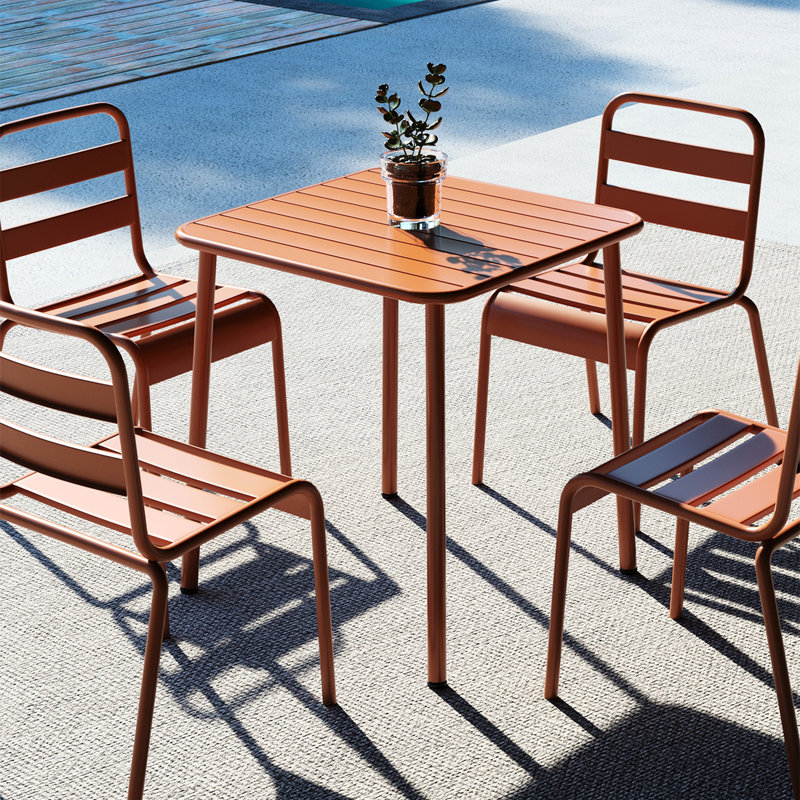 Table carrée pour l'extérieur Brick Red