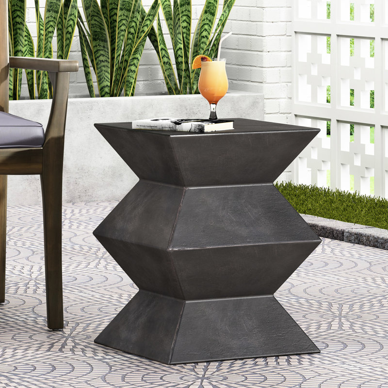 Table d'appoint en béton légère d'extérieur - Style géométrique moderne, cuivre, 15,7 po x 15,7 po x 20,08 po, facile à déplacer et couleur cuivre, utilisation, l 15,7 po x P 15,7 po H 20,08 po, attrayante