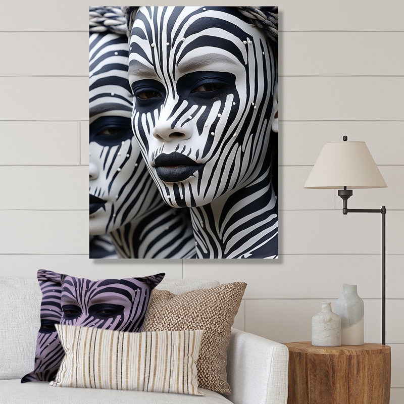 Décoration murale en toile «White Mursis Pride in Afrique» - Tribal africain, Toile tendue, H 44 po x l 34 po x P 1,5 po
