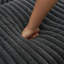 Chaise longue surdimensionnée en velours côtelé avec repose-pieds-1630639333