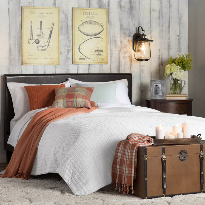 Freeport Quilt, White, Queen Quilt