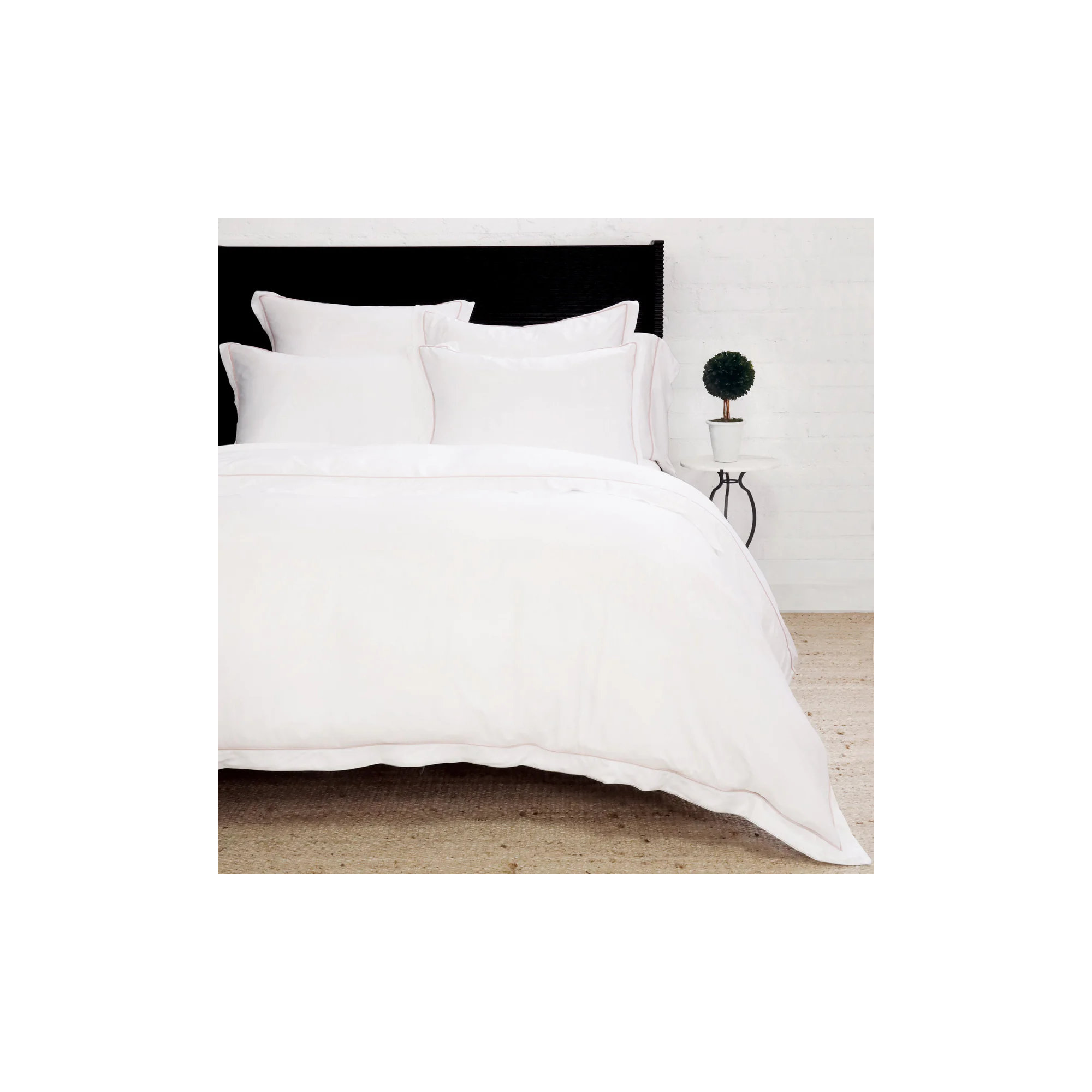 Sheena Rayon From Bamboo Duvet Cover Set, White/Pink, Queen Duvet Cover + 2 Standard Shams