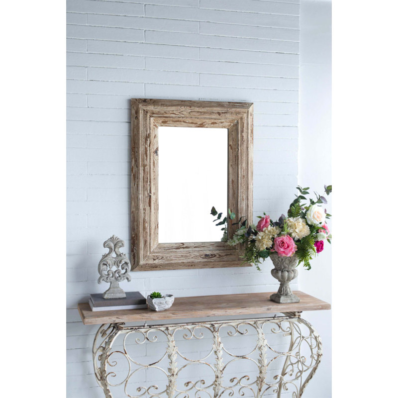 Miroir d'appoint rectangulaire avec cadre en bois vieilli, parfait pour rehausser la décoration intérieure