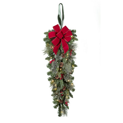 Classic Lighted Faux Pine Swag