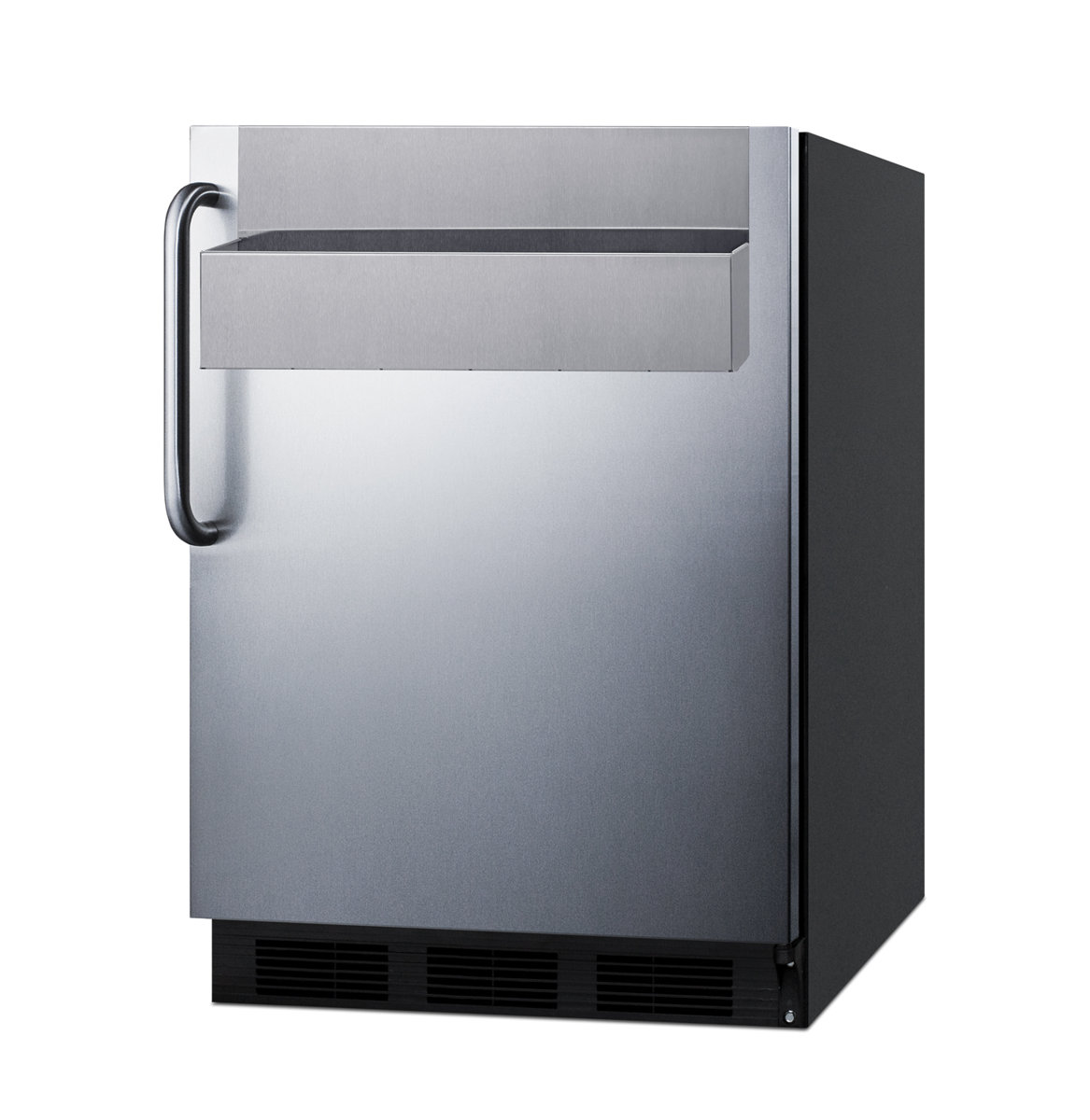 Summit Appliance 5.5 Cubic Feet Freestanding Mini Fridge | Fridge.com
