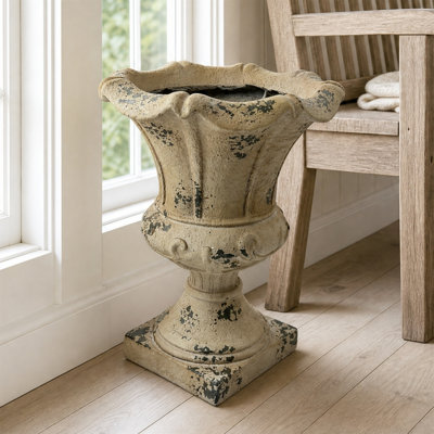 Urne de jardin antique blanche, composite MGO peint à la main, rebord festonné, trou de drainage et bouchon, extérieur / intérieur