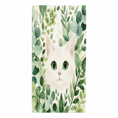 Serviette de plage blanche 1Pcs, avec un joli visage entouré d'un feuillage vert aquarelle luxuriant. Grande microfibre, parfaite pour la piscine, les voyages et le camping, unisexe.