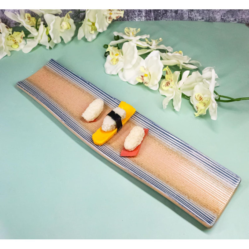 Grand plat de service rectangulaire allongé 16,5 po Ao Nagashi Collection