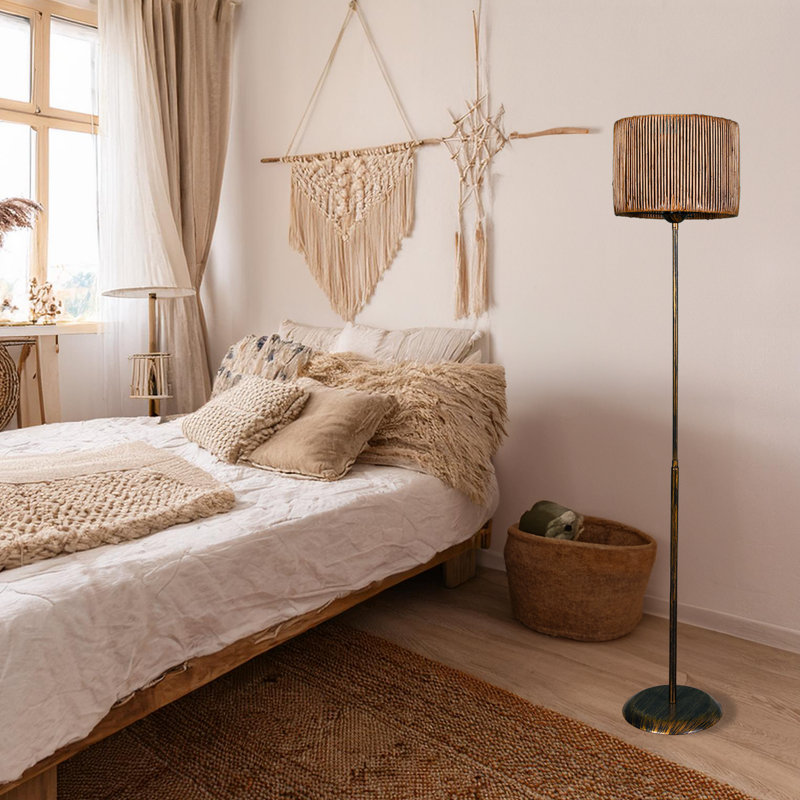 Metal Body Standard Floor Lamp
