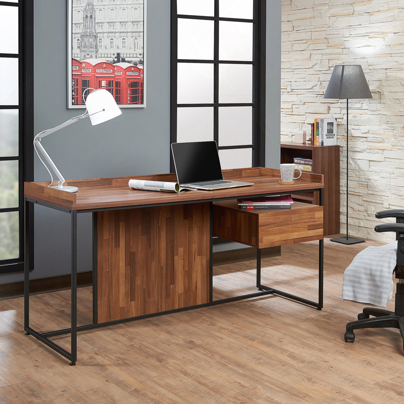 Bureau d'écriture en noyer et sable noir