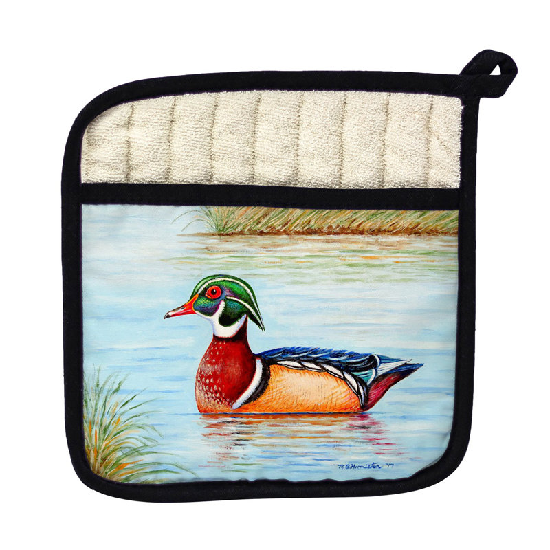 Betsy Drake Interiors Potholder Set