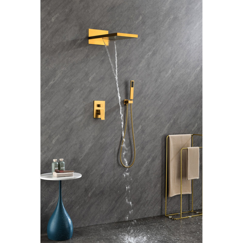 Ensemble de pomme de douche avec cascade de pluie et de poche - Valve murale rectangulaire en laiton doré
