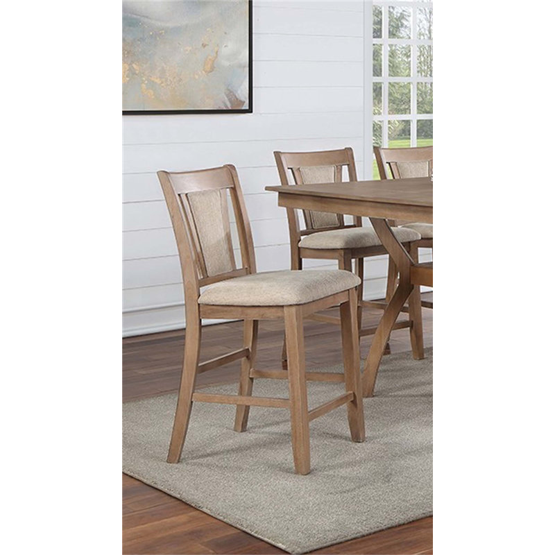 Chaise rembourrée en similicuir beige