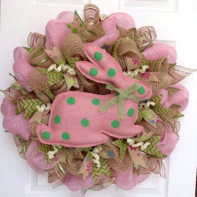 Lapin de Pâques à pois rose en toile de jute