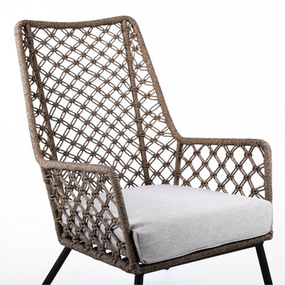 Chaise longue intérieure / extérieure en acier, coussin gris, corde complexe, poids de 22 lb, profondeur unique de 26 po