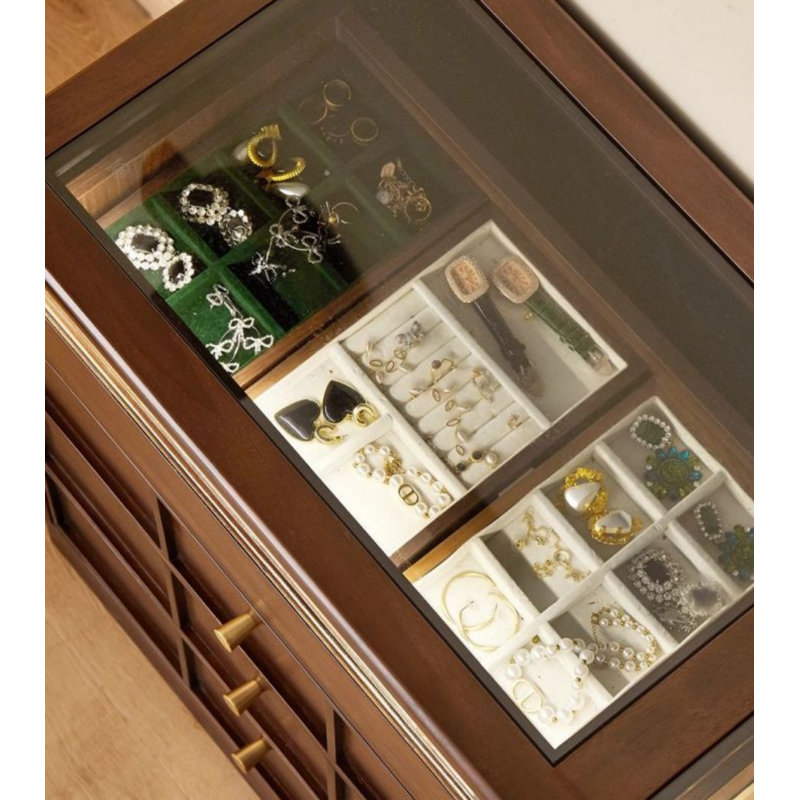 Vintage practical Dresser