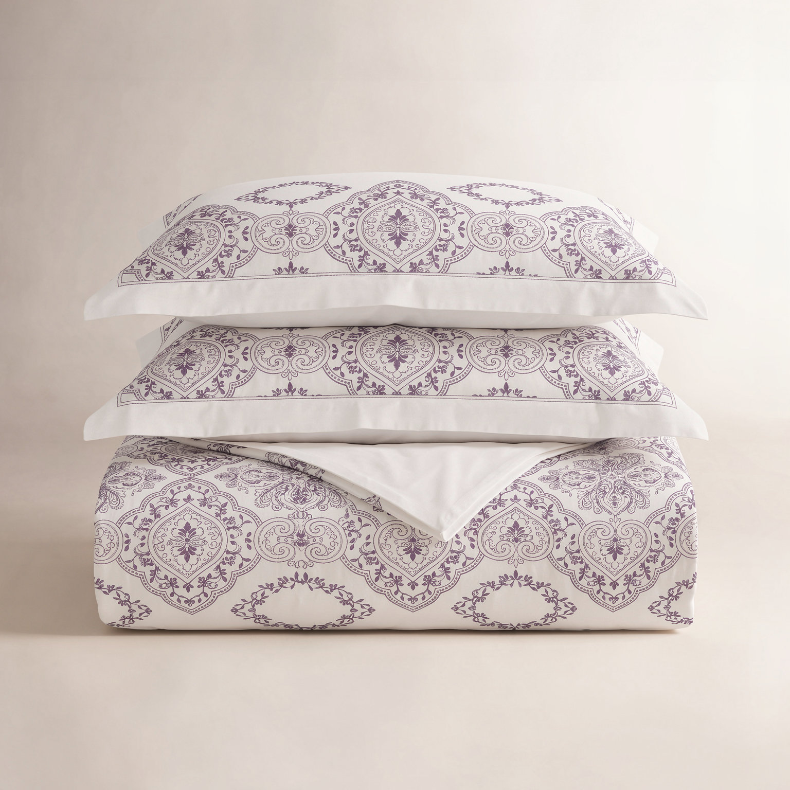 Berdine Cotton Duvet Cover Set, Queen Duvet Cover + 2 Standard Shams