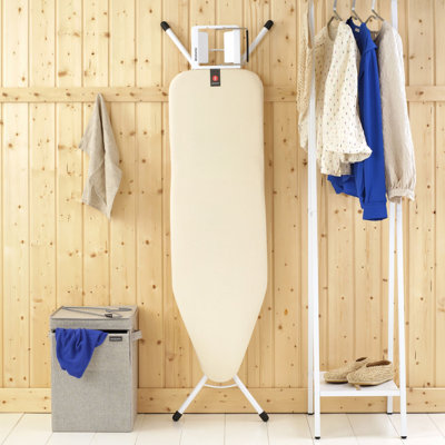 Planche à repasser moyenne avec repose-fer à vapeur taille B de Brabantia